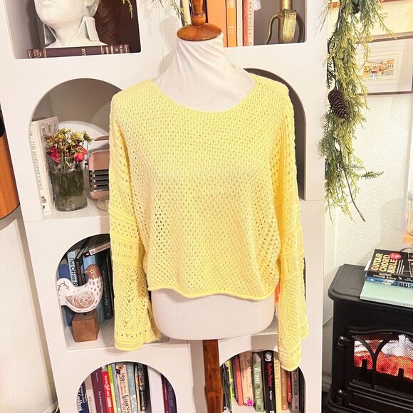Lauren Condrad Womens Yellow Open Knit Flare Sleeve Boxy Sweater Sz XL Preppy - Picture 1 of 9